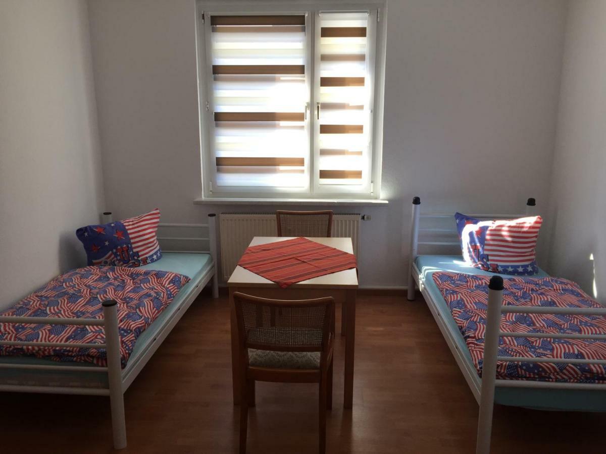 Ferienwohnung Amanda Stutzerbach Екстер'єр фото